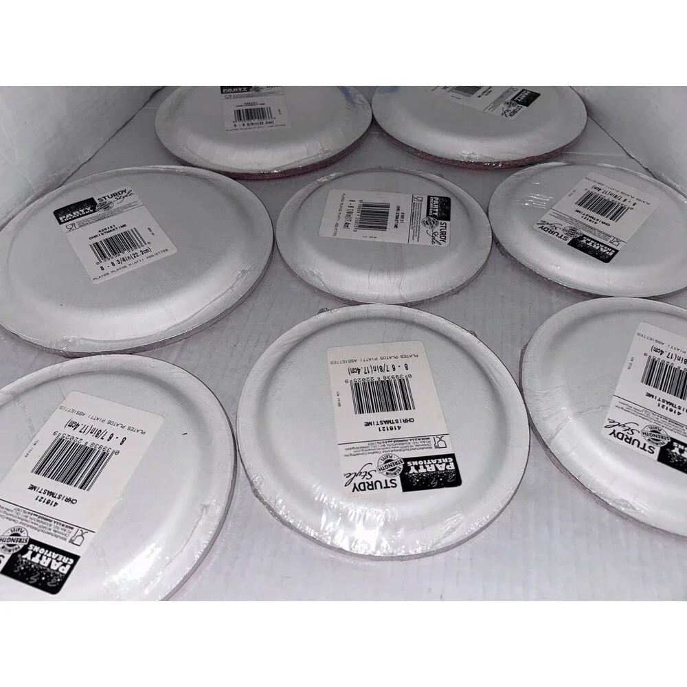 Christmas Poinsetta paper plates 8 packages